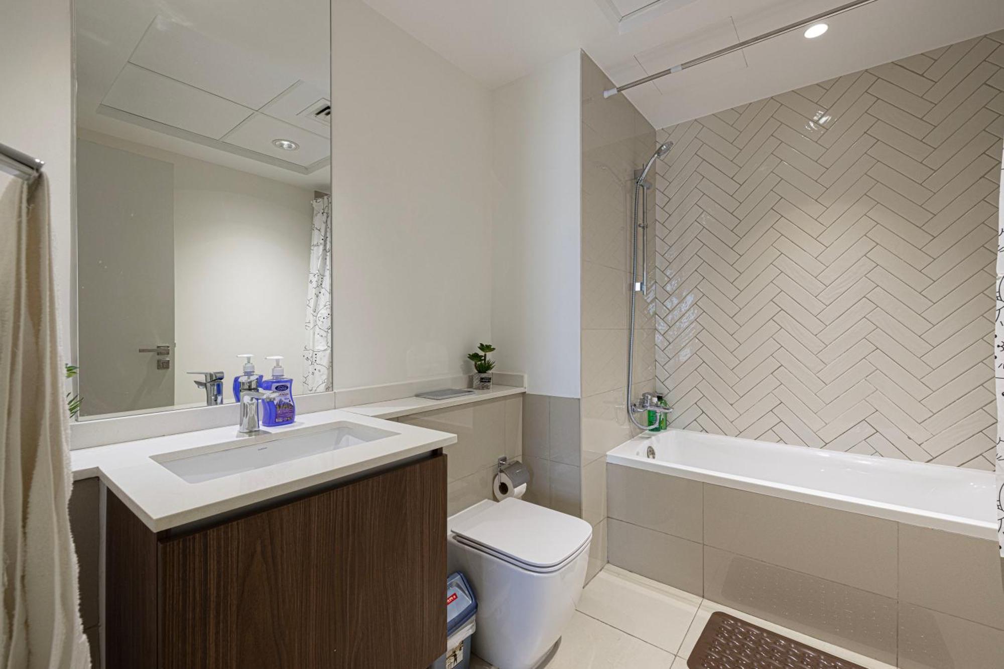 2 Bedroom Woodhouse By Blue Holidays Appartement Charjah