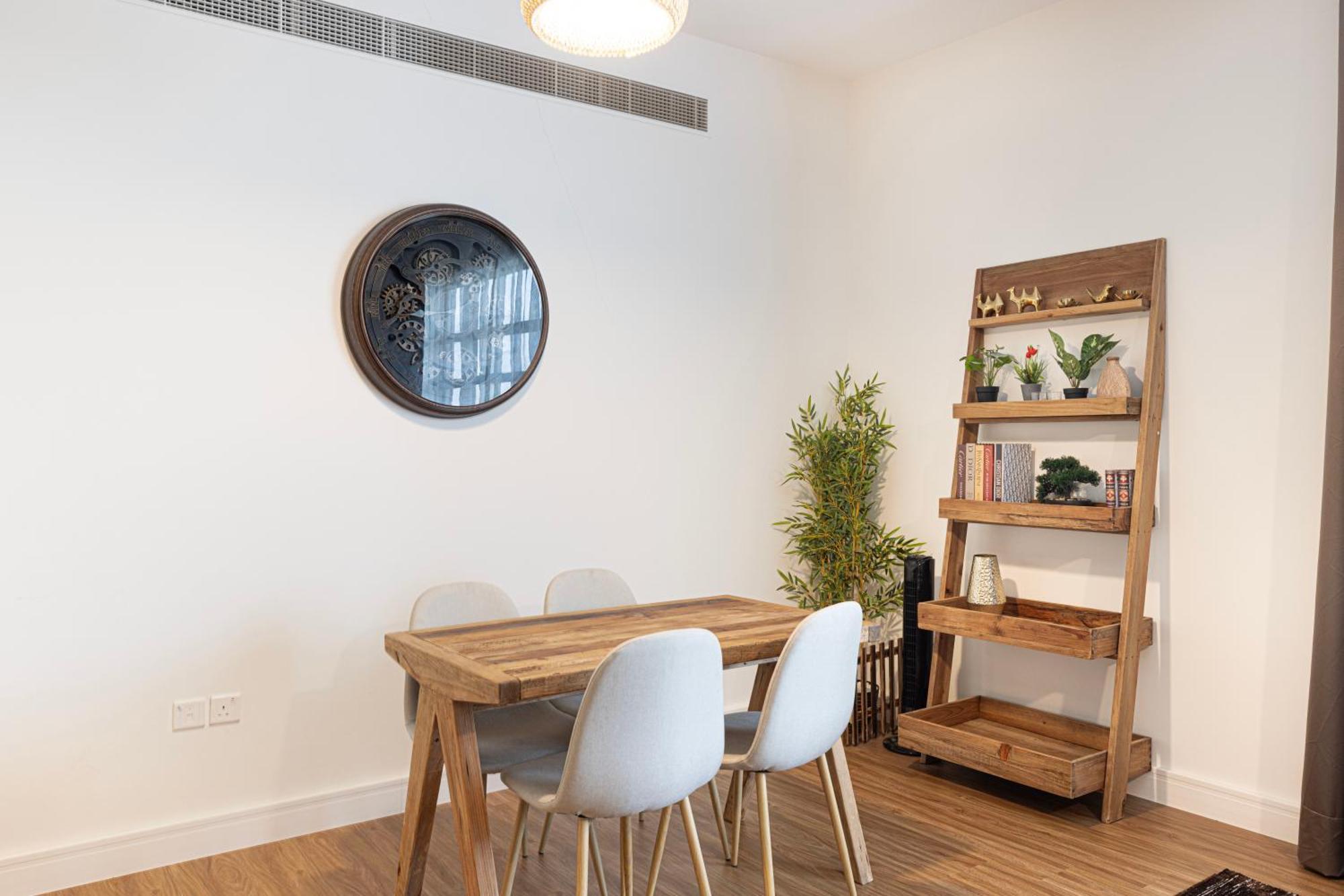 2 Bedroom Woodhouse By Blue Holidays Charjah