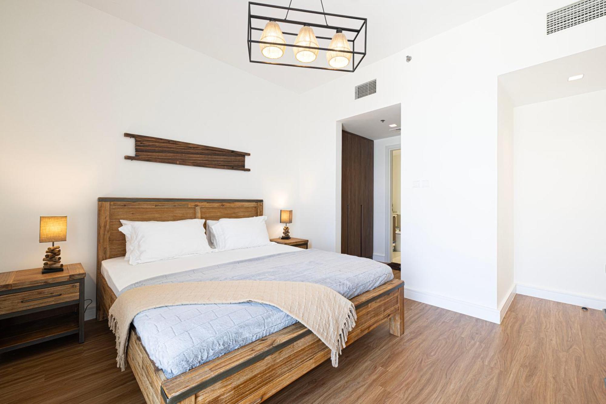2 Bedroom Woodhouse By Blue Holidays Appartement Charjah