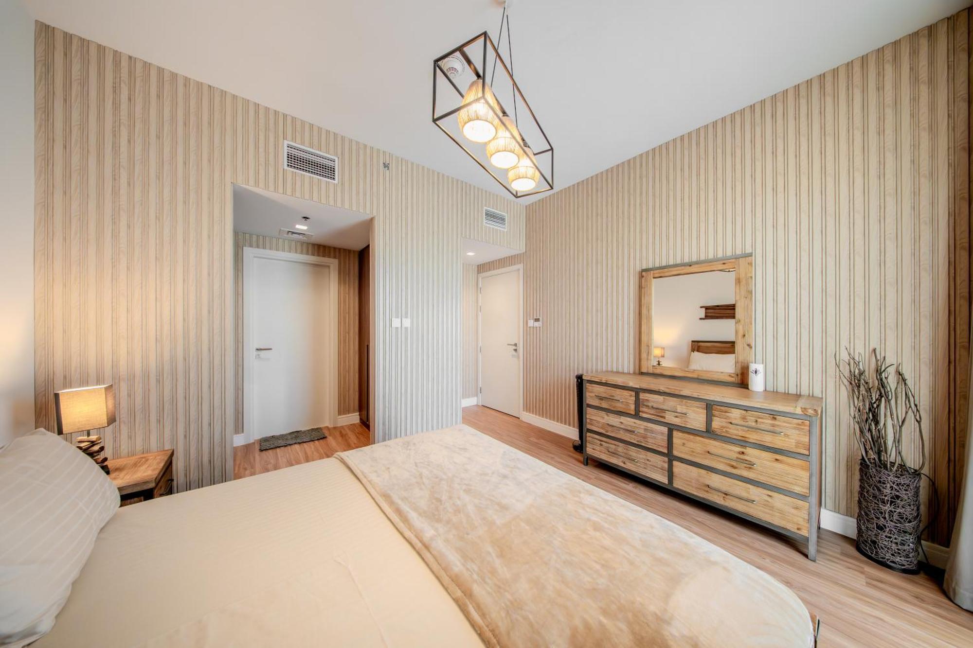 2 Bedroom Woodhouse By Blue Holidays Charjah